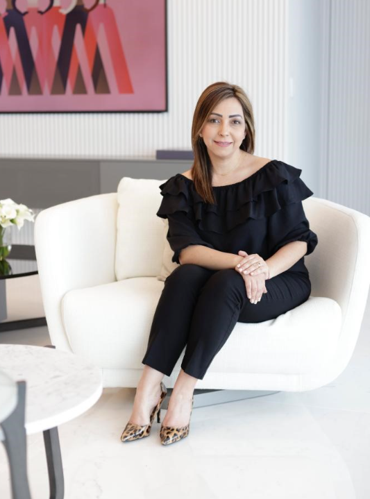 Migdalia - Business Consultant